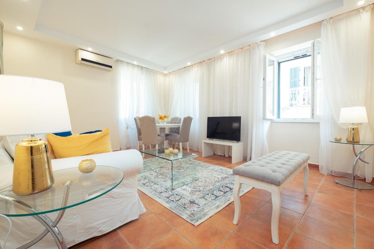 Corfu  Old Town Gem - Elegant Guilford Apartment מראה חיצוני תמונה